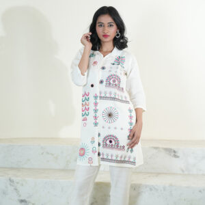 BeBodhii Women Embroidered Ivory Charm Cotton Kurta Set